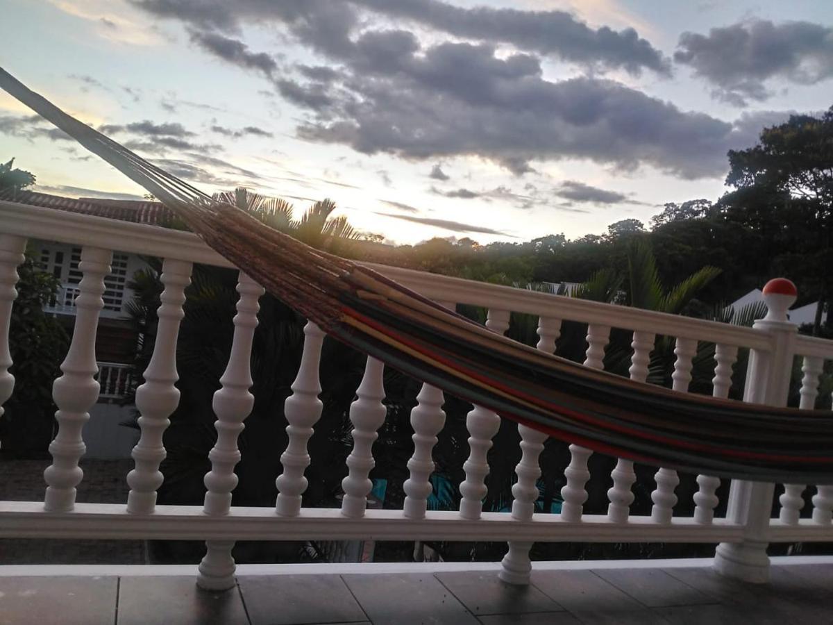 Hotel Campestre La Toscana Villavicencio Bagian luar foto